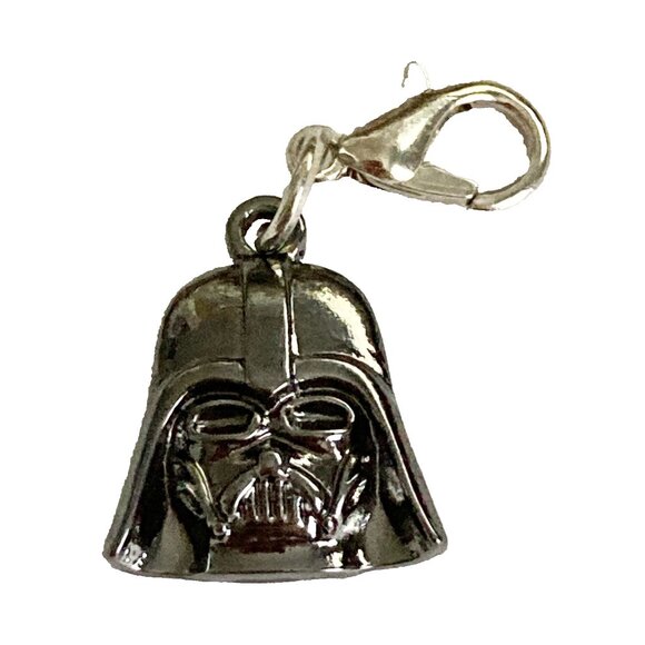 Star Wars Darth Vader The Mandalorian Clip On Charm Zipper Pull Backpack Bag - Picture 1 of 10